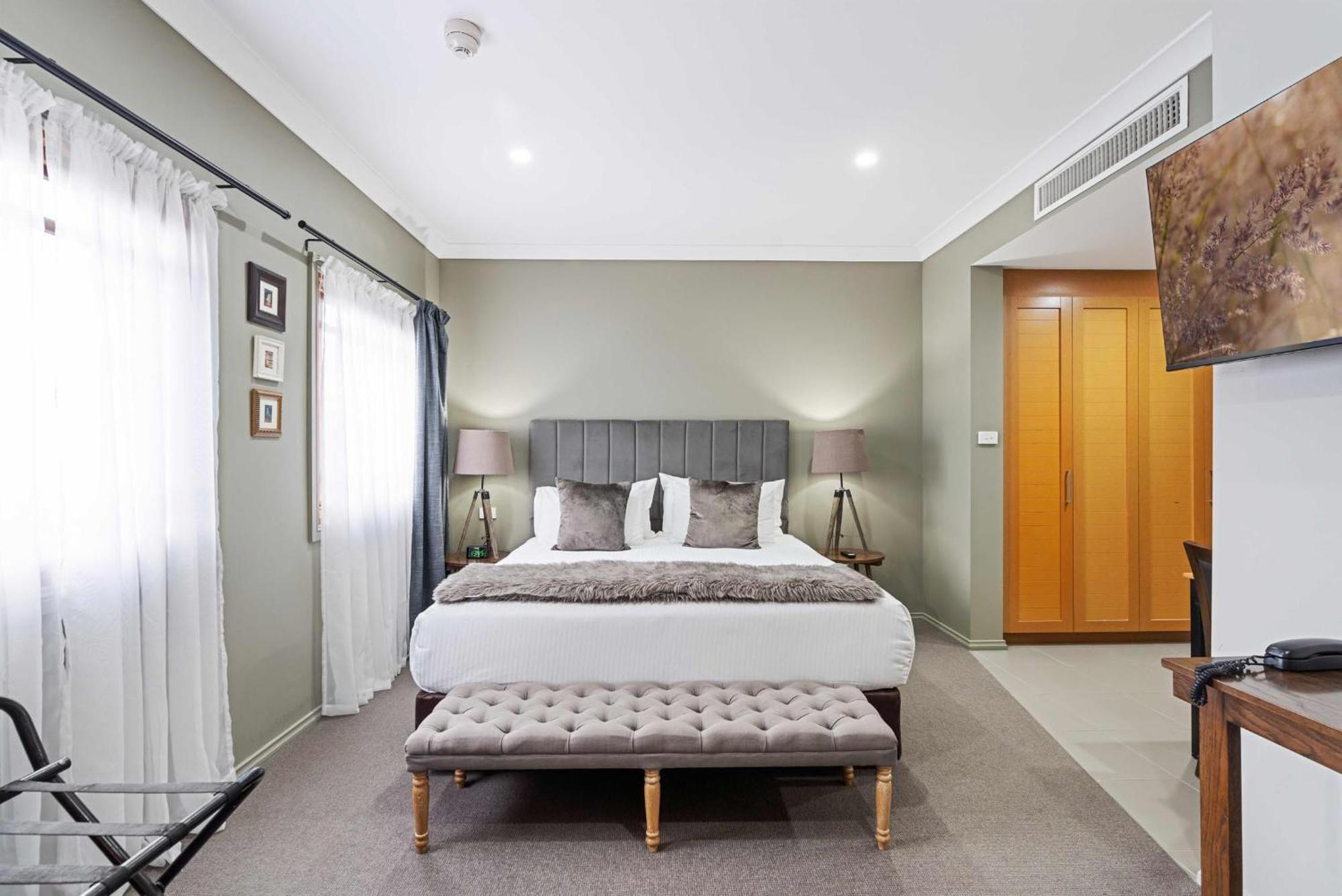 De Russie Boutique Hotel Ориндж Екстериор снимка
